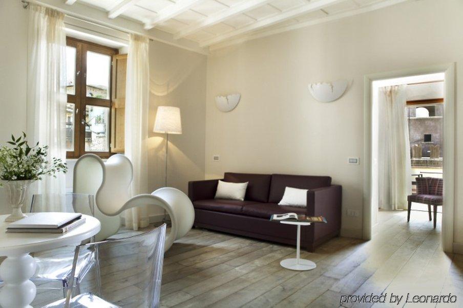 Navona Palace Luxury Inn Rome Room photo