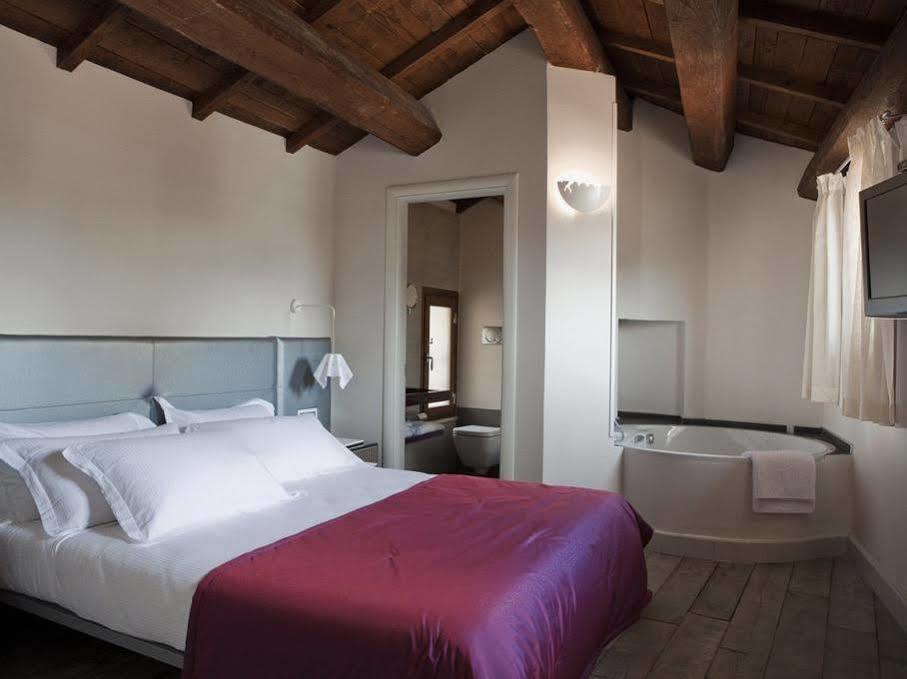 Navona Palace Luxury Inn Rome Exterior photo